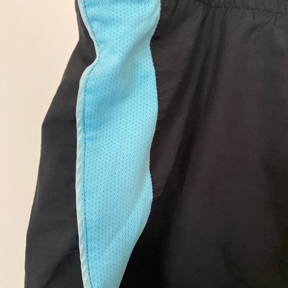 DRI – FIT NIKE blue and black running shorts ladies size XL - Picture 3 of 5